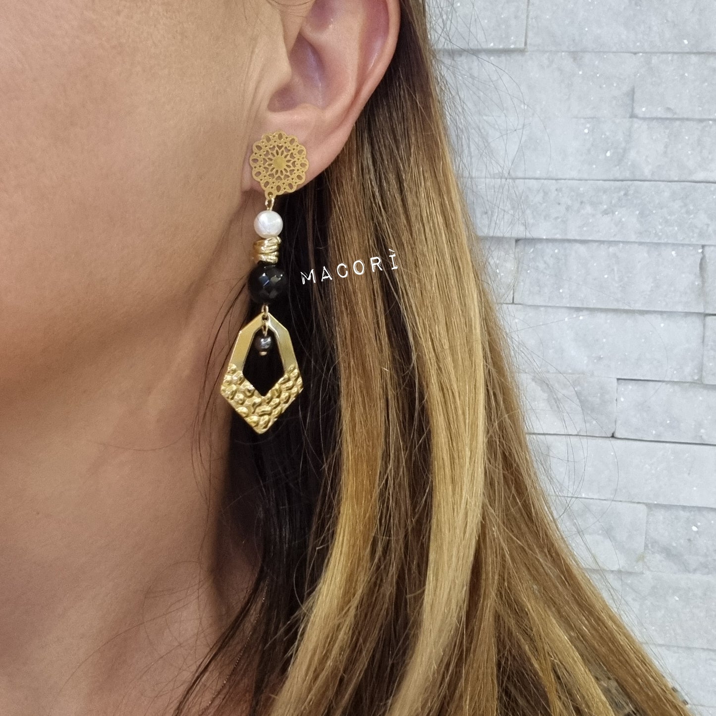 Orecchini "Contrasti d’Eleganza"