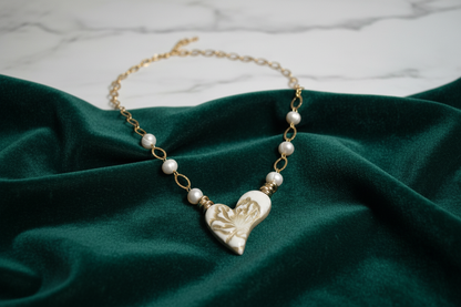 Collana Cuore Incantato - Ciondolo Ceramica Artigianale e Perle Naturali