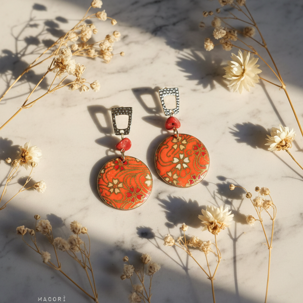 Orecchini Macorì su sfondo elegante