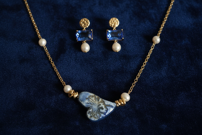 Original jewelry set on velvet