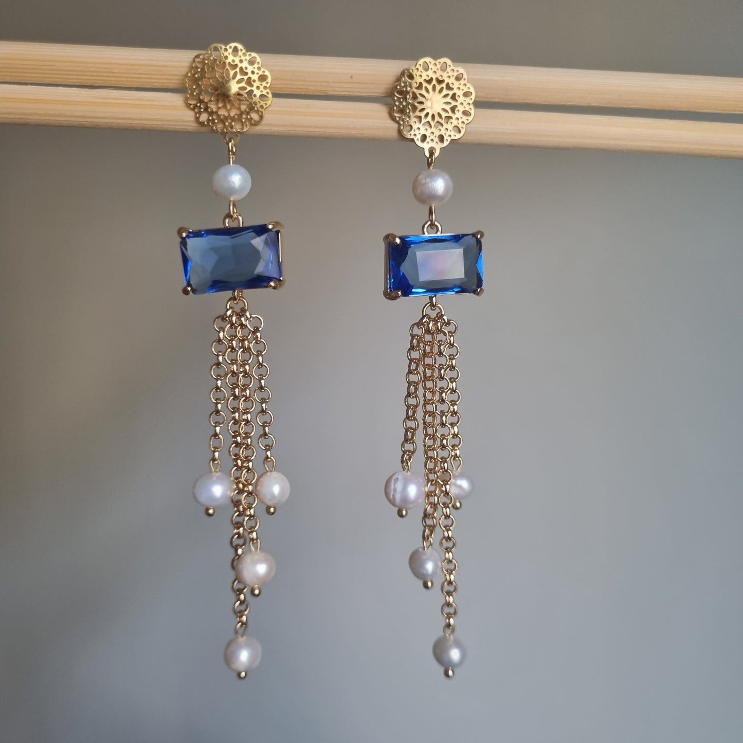 Orecchini Pendenti Luxury Cristalli Blu e Perle - Fatto a Mano Italia | Macorì Creations