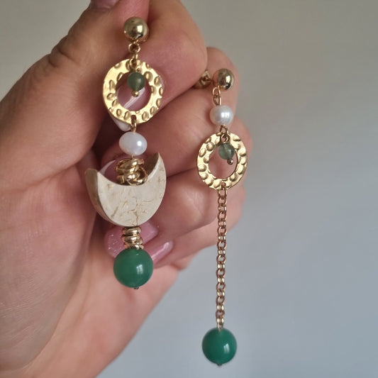 Orecchini Asimmetrici Sole e Luna - Ceramica Artigianale e Perle