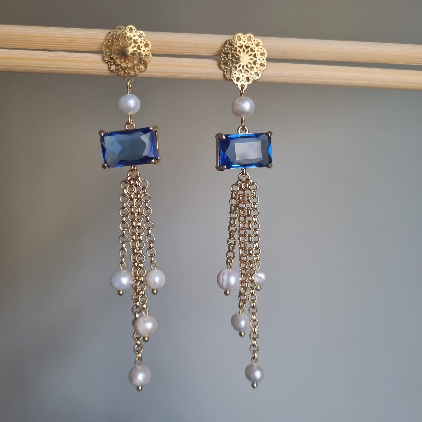 Orecchini Pendenti Luxury Cristalli Blu e Perle - Fatto a Mano Italia | Macorì Creations