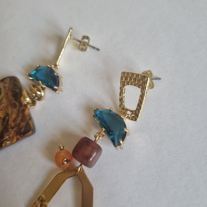 Orecchini Asimmetrici Ceramica Artistica Turchese e Perle - Gioielli Unici Fatti a Mano