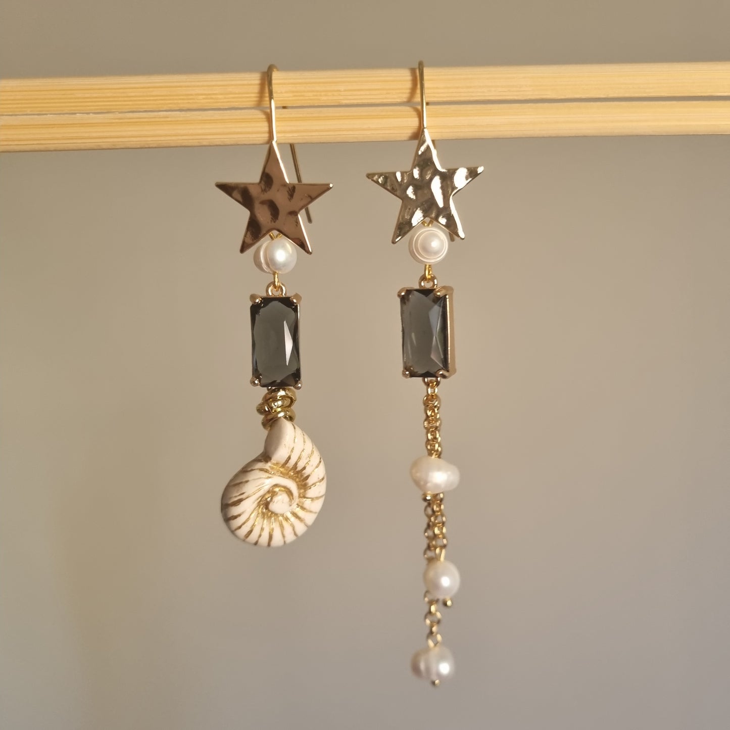 Orecchini asimmetrici “Perle di Mare”