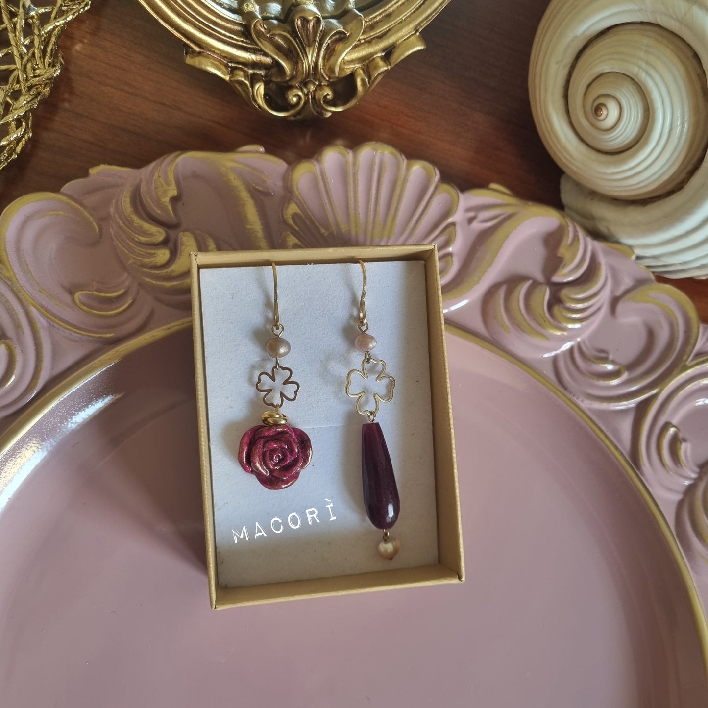 Orecchini “Fiori Ribelli” – Gioielli artigianali unici