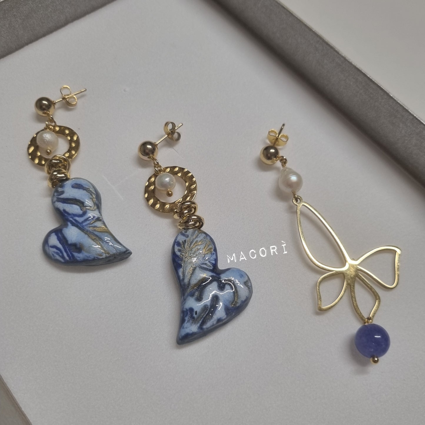 Tris Orecchini blu e oro CUORI Preziosi - Perle Naturali - acciaio inox anallergici - Artigianali