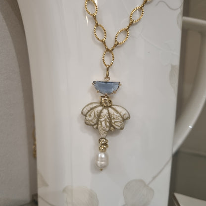 Collana Artigianale "Lotus Dream" Ceramica e Perla Barocca - Gioiello Fatto a Mano Italia